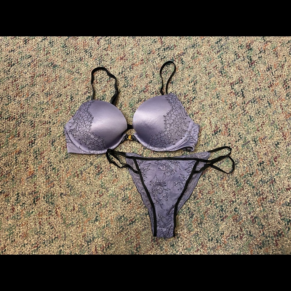 Victoria Secret Very Sexy matching bra and panty